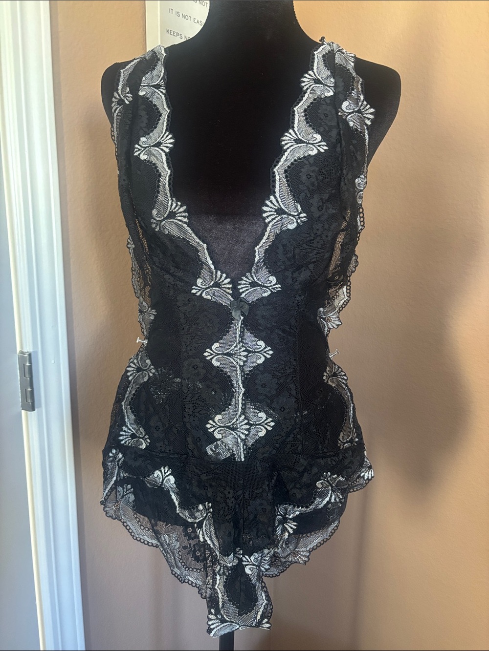 Black Lace Embroidered Chemise Slip